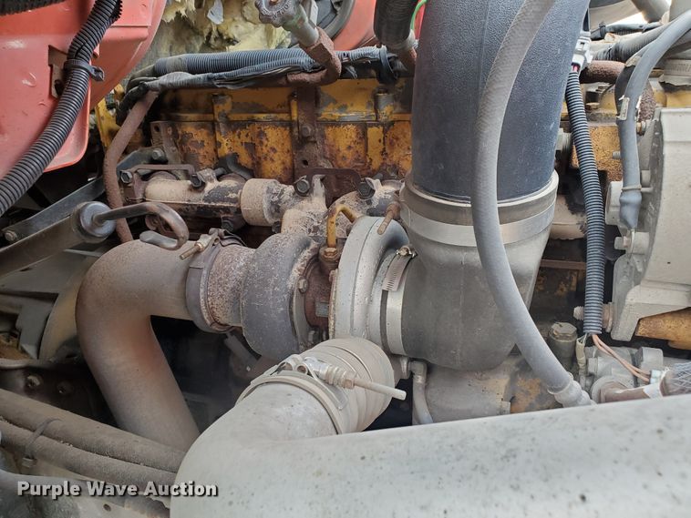 image for item DF4658 2001 Sterling LT7501  dump truck