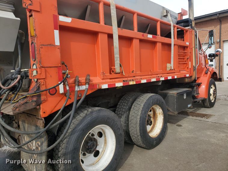 image for item DF4658 2001 Sterling LT7501  dump truck