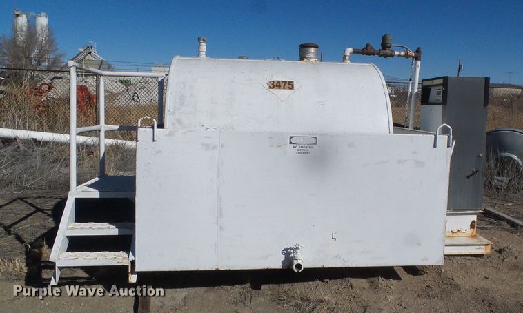 image for item DG8473 Wemac fuel tank