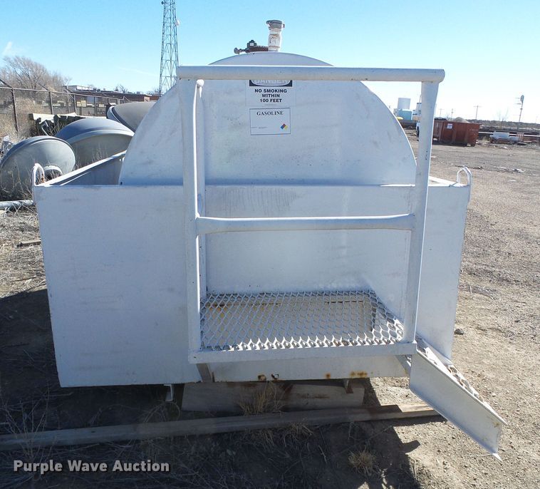 image for item DG8473 Wemac fuel tank