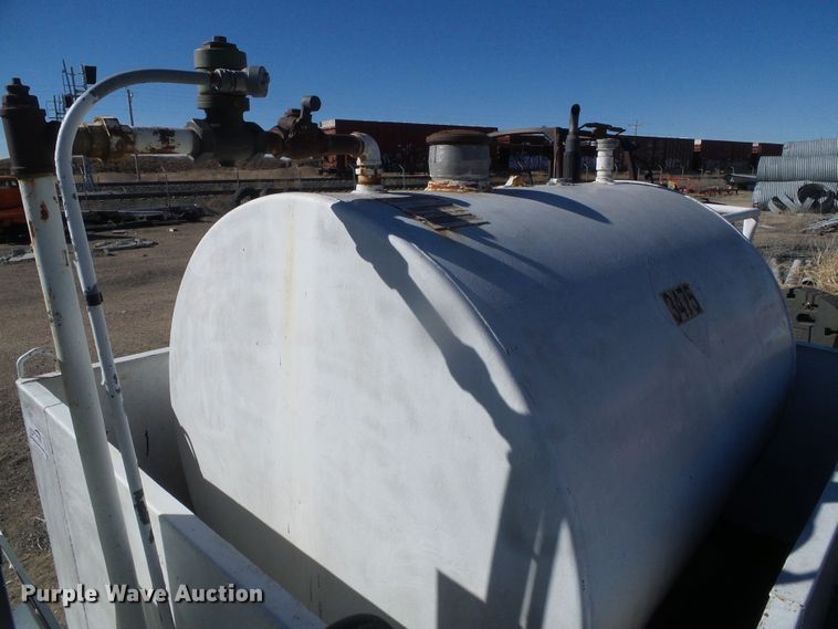 image for item DG8473 Wemac fuel tank