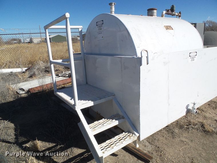 image for item DG8473 Wemac fuel tank