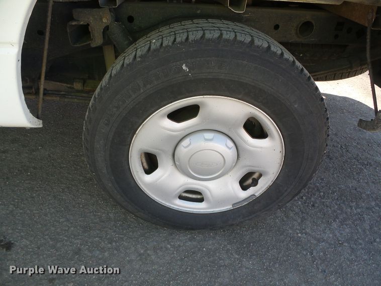 image for item DG8477 2008 Ford F150 XL  pickup truck