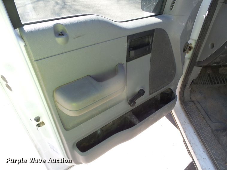 image for item DG8478 2008 Ford F150 XL  pickup truck