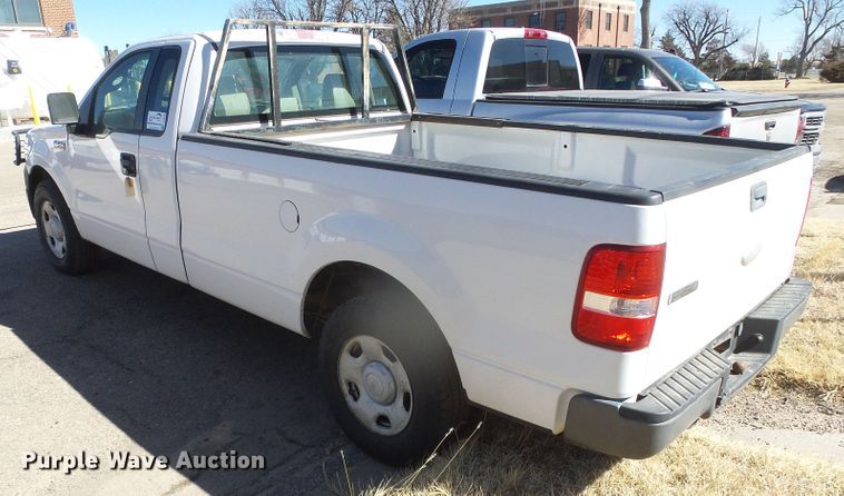 image for item DG8480 2007 Ford F150 XL  pickup truck