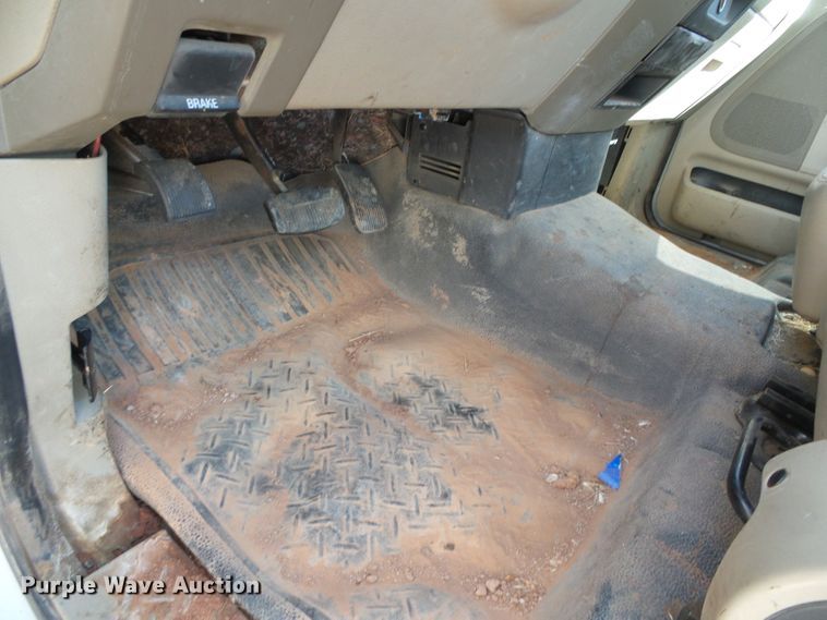 image for item DG8480 2007 Ford F150 XL  pickup truck