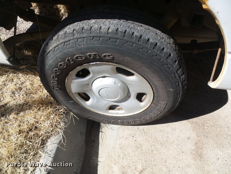 image for item DG8480 2007 Ford F150 XL  pickup truck