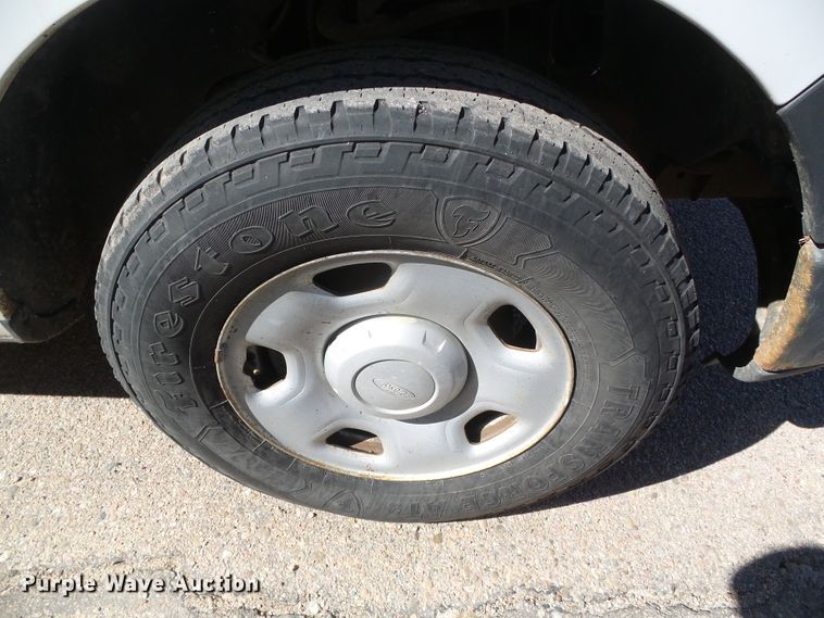 image for item DG8480 2007 Ford F150 XL  pickup truck