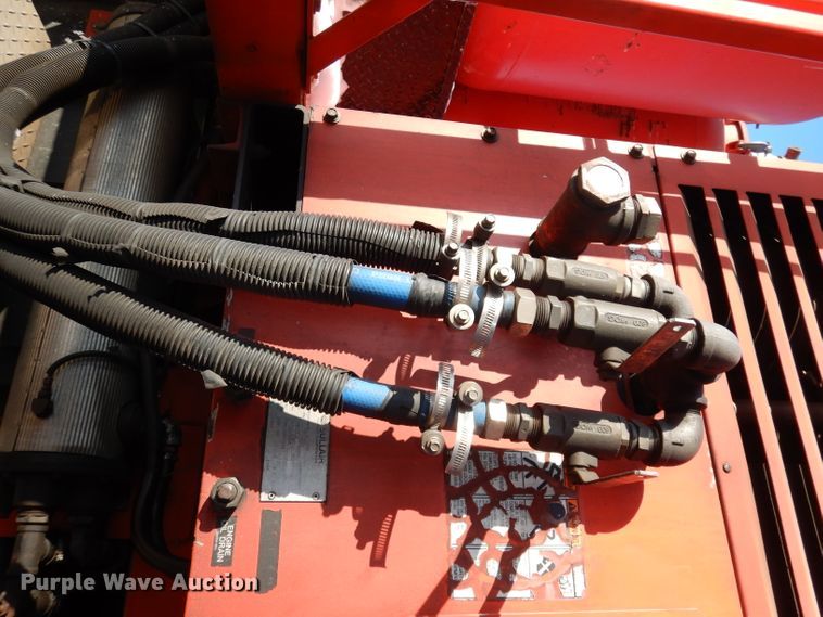 image for item DJ2879 2005 Peterbilt 320  paint striping truck