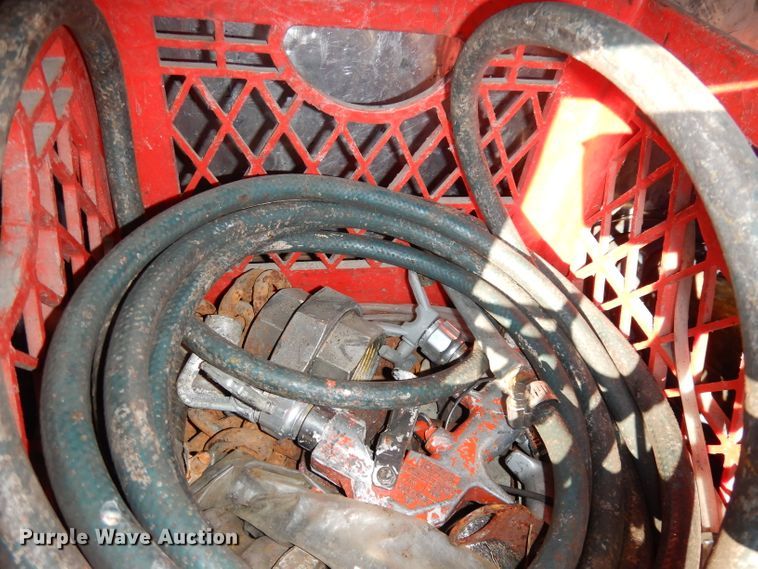 image for item DJ2879 2005 Peterbilt 320  paint striping truck