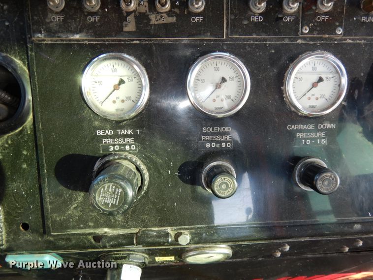 image for item DJ2879 2005 Peterbilt 320  paint striping truck