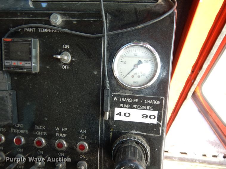 image for item DJ2879 2005 Peterbilt 320  paint striping truck