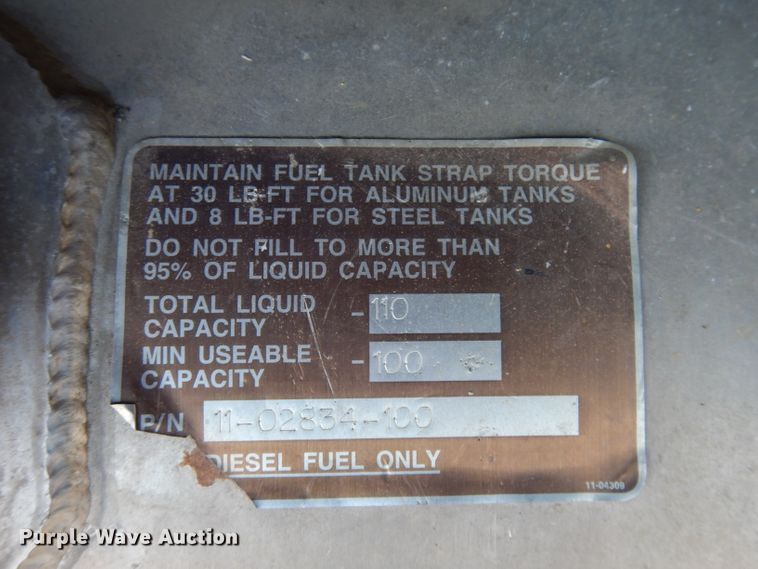 image for item DJ2879 2005 Peterbilt 320  paint striping truck