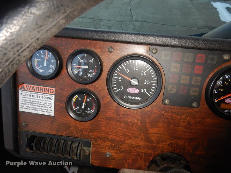 image for item DJ2879 2005 Peterbilt 320  paint striping truck