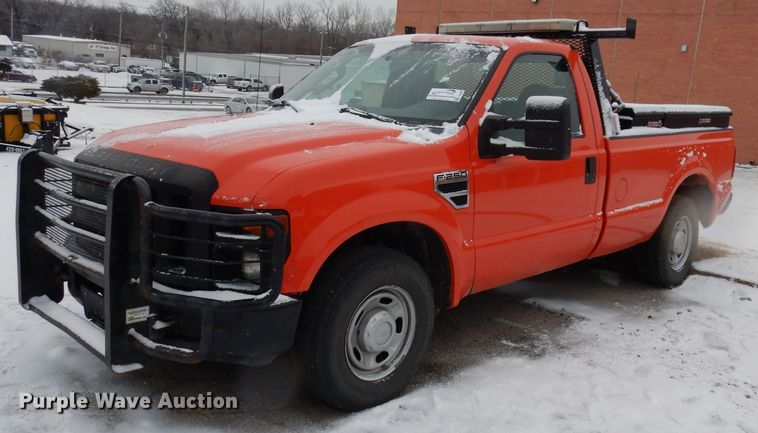 image for item DJ2880 2010 Ford F250 Super Duty  pickup truck