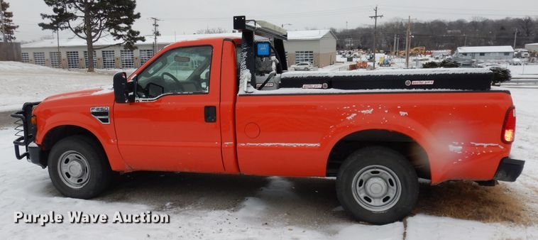 image for item DJ2880 2010 Ford F250 Super Duty  pickup truck
