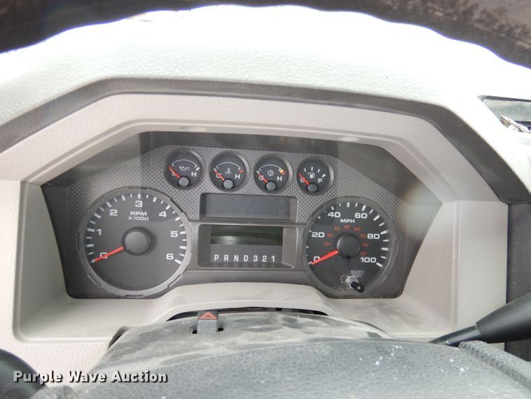 image for item DJ2880 2010 Ford F250 Super Duty  pickup truck