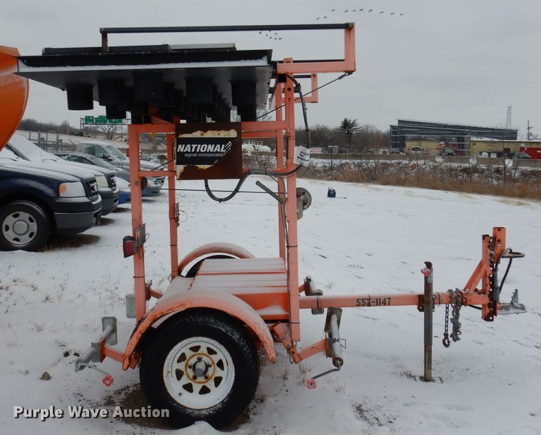 image for item DJ2890 2007 National Signal 28/85-2 arrow board