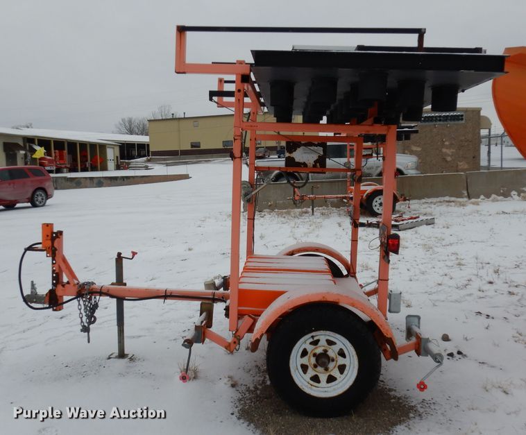 image for item DJ2890 2007 National Signal 28/85-2 arrow board