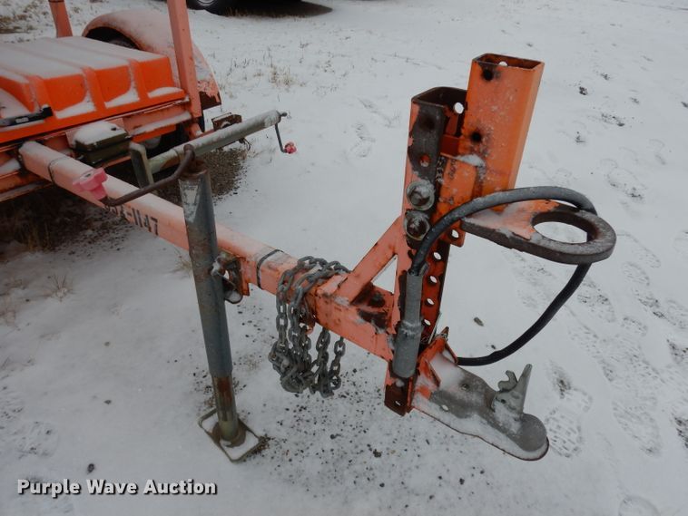 image for item DJ2890 2007 National Signal 28/85-2 arrow board