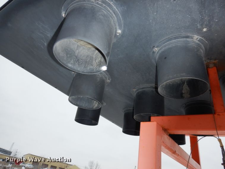 image for item DJ2890 2007 National Signal 28/85-2 arrow board