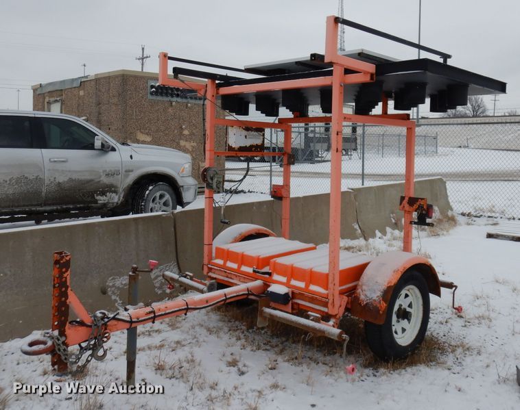 image for item DJ2891 2007 National Signal 28/85-2 arrow board