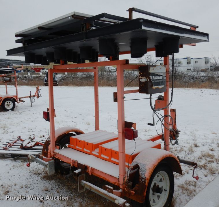 image for item DJ2891 2007 National Signal 28/85-2 arrow board