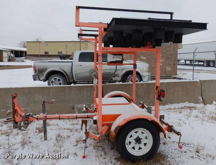 image for item DJ2891 2007 National Signal 28/85-2 arrow board