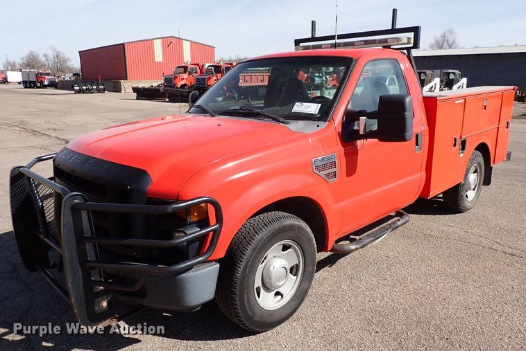 image for item DK4507 2008 Ford F250 Super Duty  utility bed pickup truck