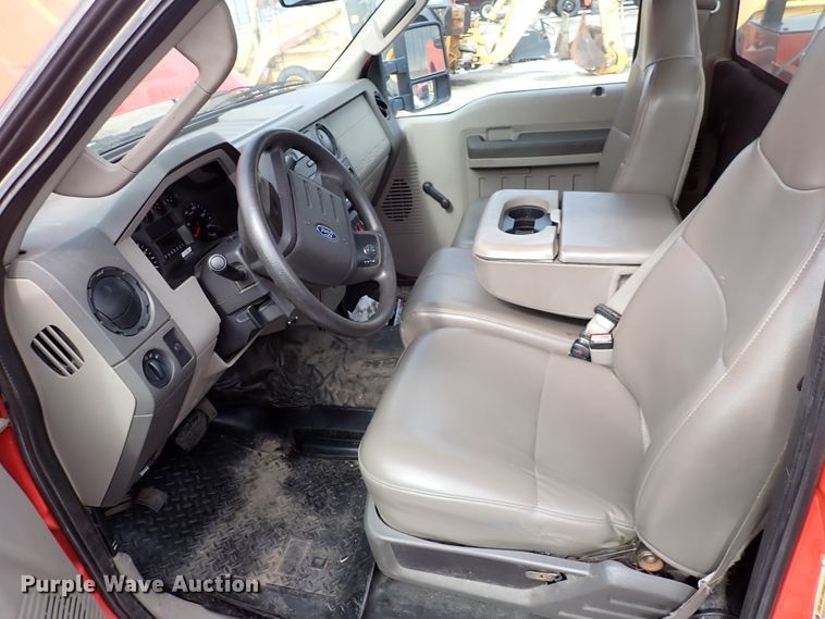 image for item DK4507 2008 Ford F250 Super Duty  utility bed pickup truck