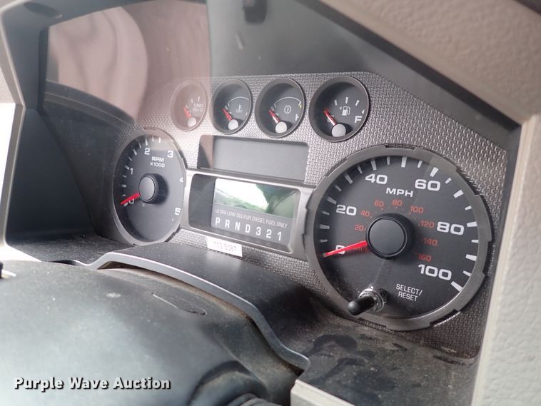 image for item DK4507 2008 Ford F250 Super Duty  utility bed pickup truck