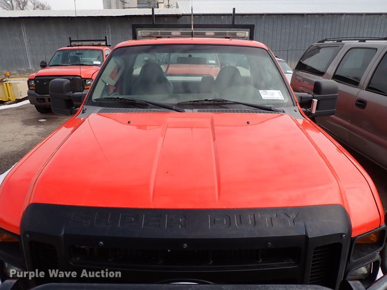 image for item DK4507 2008 Ford F250 Super Duty  utility bed pickup truck