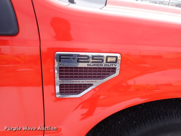 image for item DK4507 2008 Ford F250 Super Duty  utility bed pickup truck