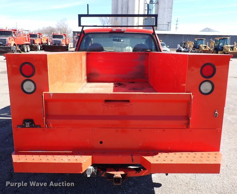 image for item DK4509 2006 Ford F250 Super Duty  utility bed pickup truck