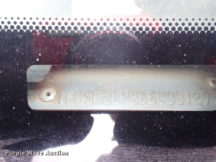 image for item DK4509 2006 Ford F250 Super Duty  utility bed pickup truck