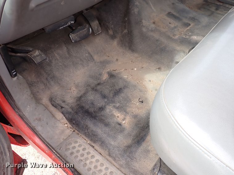 image for item DK4509 2006 Ford F250 Super Duty  utility bed pickup truck