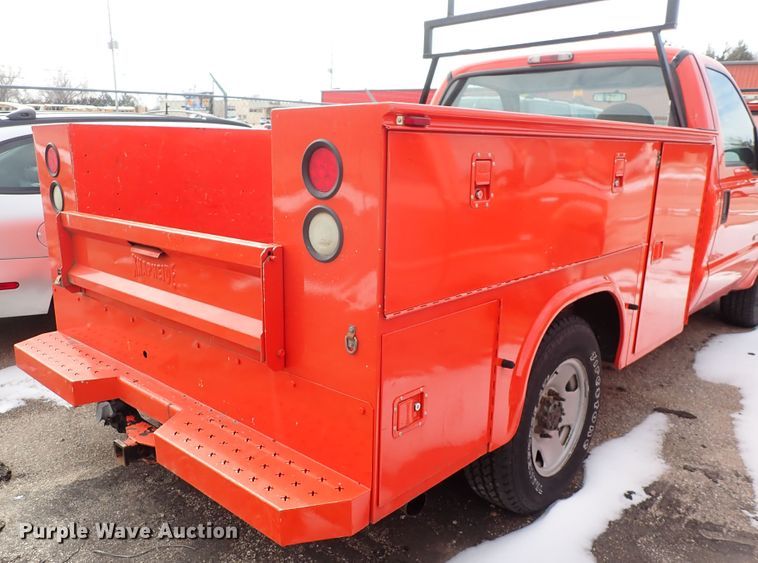 image for item DK4509 2006 Ford F250 Super Duty  utility bed pickup truck