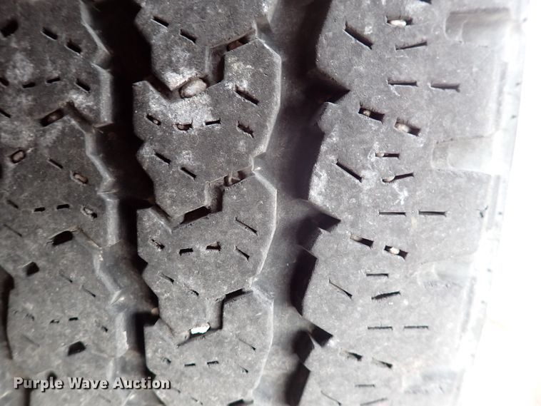 image for item DK4509 2006 Ford F250 Super Duty  utility bed pickup truck