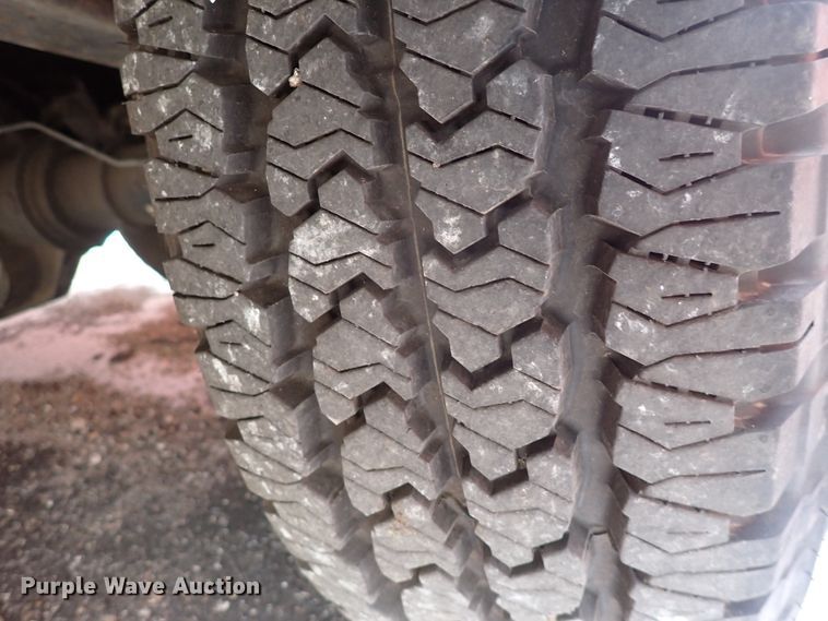 image for item DK4509 2006 Ford F250 Super Duty  utility bed pickup truck