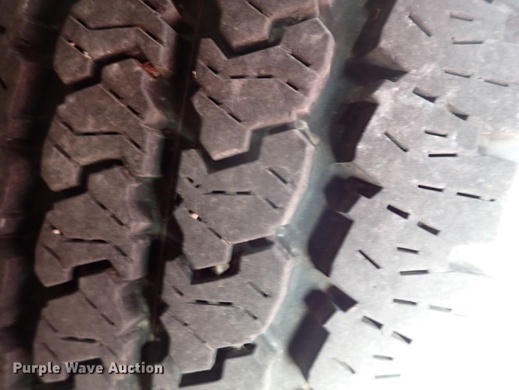 image for item DK4509 2006 Ford F250 Super Duty  utility bed pickup truck