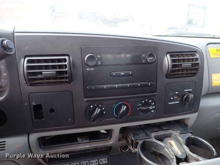 image for item DK4510 2006 Ford F250 Super Duty  pickup truck