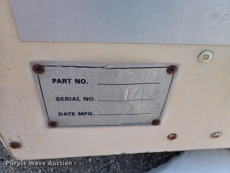 image for item DK4511 1995 Trinity 3590J crash attenuator