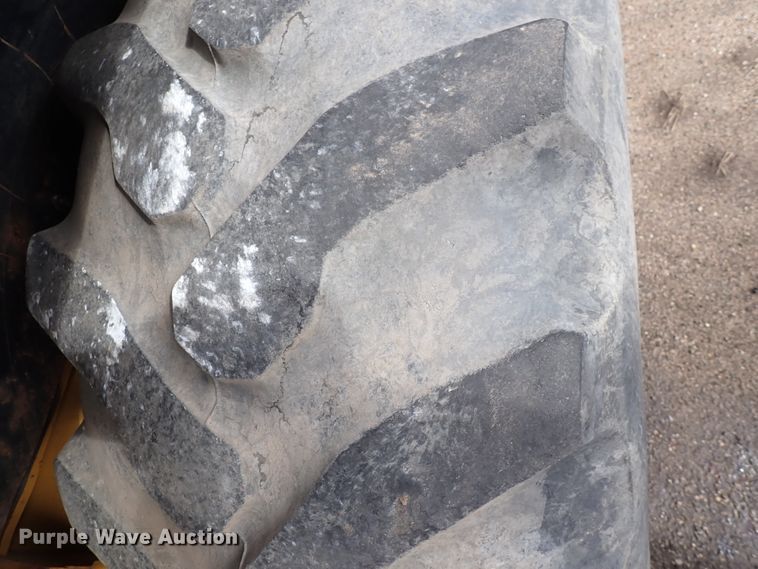 image for item DK4512 1997 John Deere 310E  backhoe