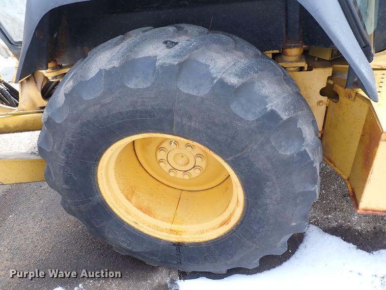 image for item DK4512 1997 John Deere 310E  backhoe