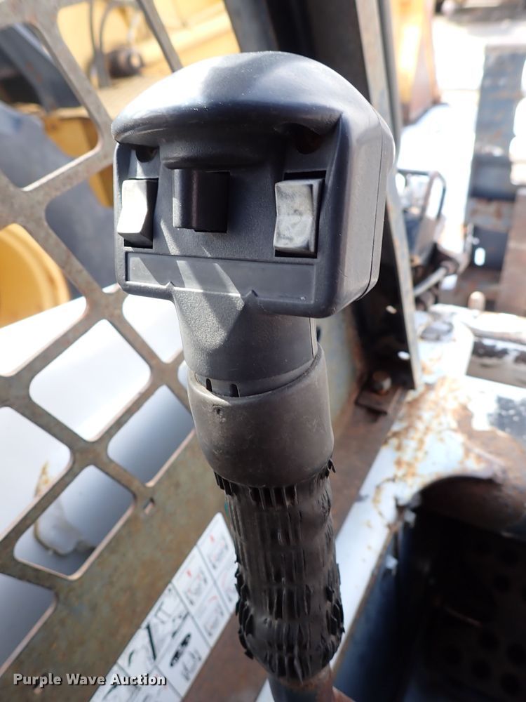 image for item DK4513 2001 Bobcat 863  skid steer loader