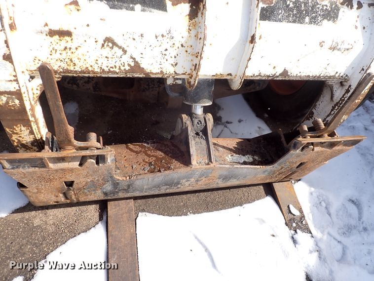 image for item DK4513 2001 Bobcat 863  skid steer loader