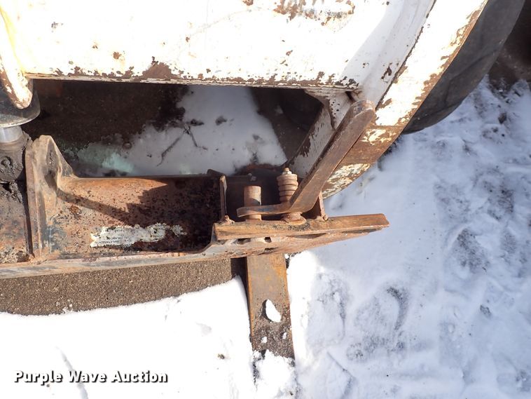 image for item DK4513 2001 Bobcat 863  skid steer loader