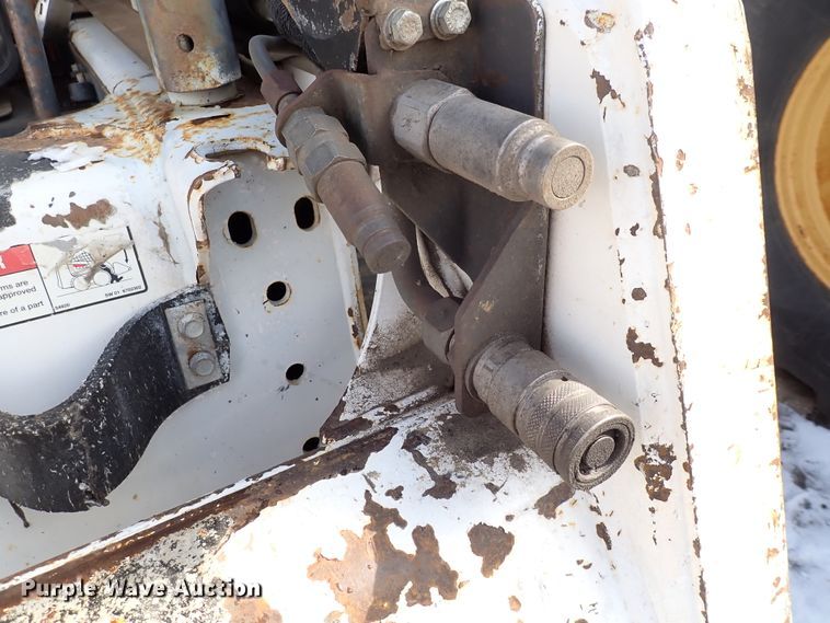 image for item DK4513 2001 Bobcat 863  skid steer loader