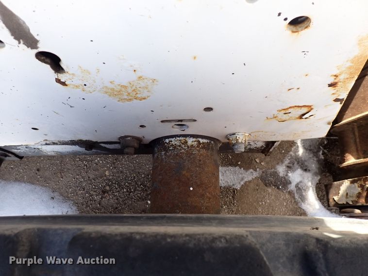 image for item DK4513 2001 Bobcat 863  skid steer loader