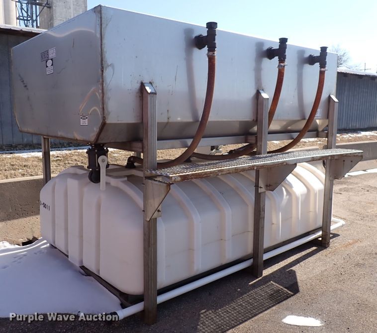 image for item DK4518 2001 Sprayer Specialties Brinemaker 26 salt brine maker